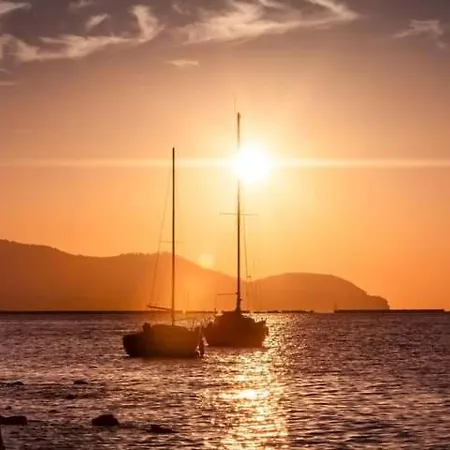 Holiday home Perle D'or Vue Mer Saint-Raphael (Var)